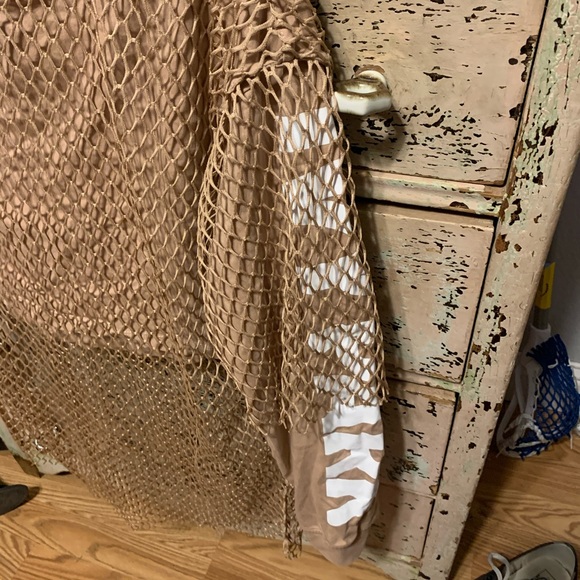 Ivy park blush colored mesh hoodie NEVER WORN - Picture 3 of 6